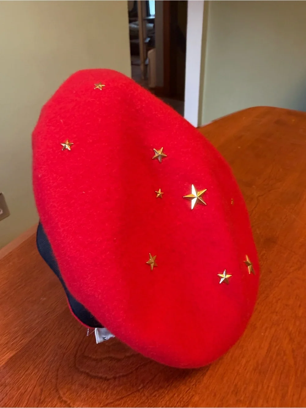 Vintage Moschino Milano Red wool Beret with Black Band and stars